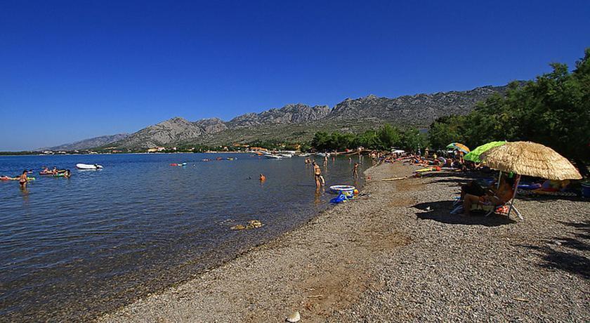 Apartamento Apartman Bojana Starigrad Paklenica Exterior foto
